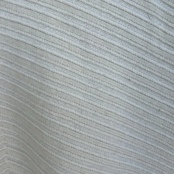 Anthropologie Moth White Cowl Neck Ribbed Sweater With Asymmetrical Hem Size XL - Picture 4 of 11